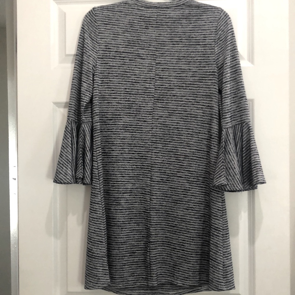 Striped dress - Picture 4 of 4